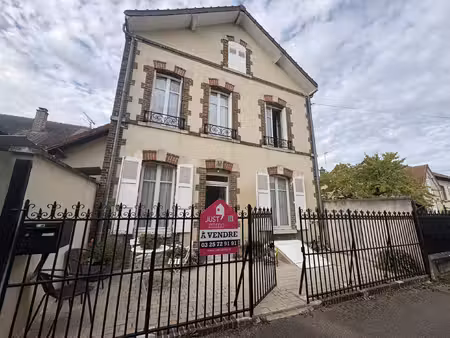 maison des années 30 rénovée avec jardin intimiste 4 chamb