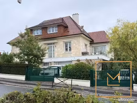maison de ville 11 pièces 201 m²