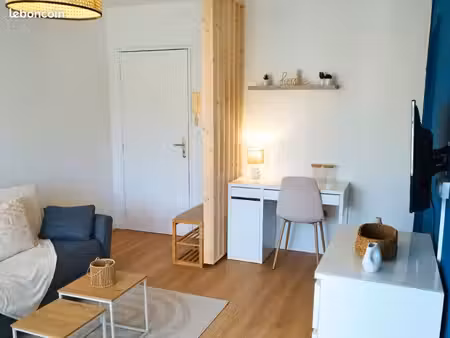studio meublé lumineux