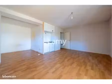 t1 bis 33 m² croix daurade