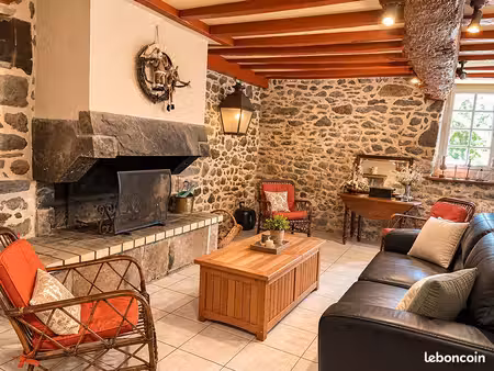 maison 6 pièces 164 m²