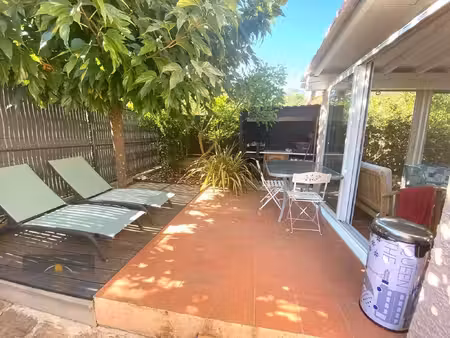 charmante villa avec couloir de nage et jacuzzi