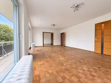 appartement 3 chambres de 110 m² avec terrasse – cadre calme