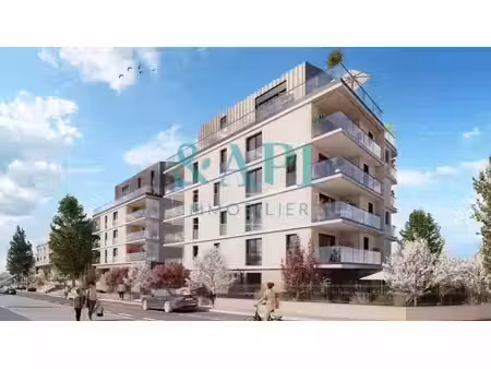 à thonon-les-bains, studio avec terrasse proche centre ville