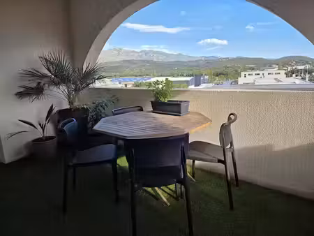 location appartement 3 pièces 86 m² à porto-vecchio (20137), 1 063 €
