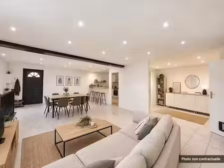 location meublée appartement 4 pièces 178.91 m² à tourcoing (59200), 397 €