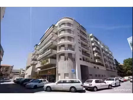 studio 1 pièce 18 m²