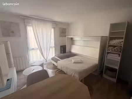 studio st jean d'angeli / tout meublé et equipé