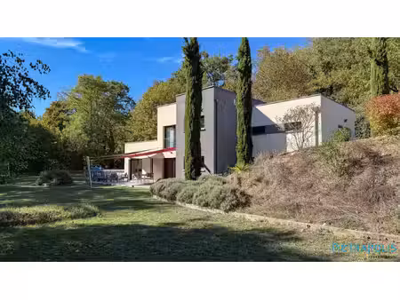 a vendre maison récente au calme absolu