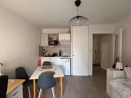 location studio meuble