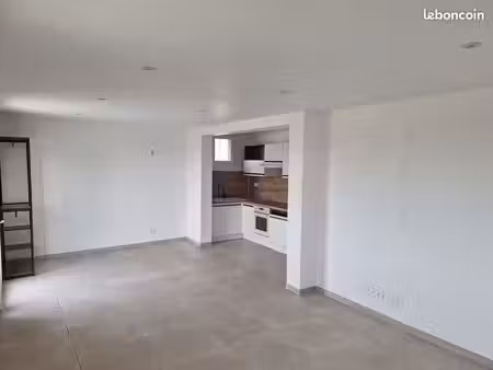location t2 70m2 avec jardin