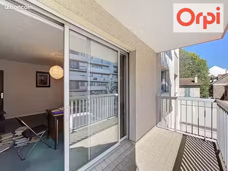 appartement 2 pièces 52 m²