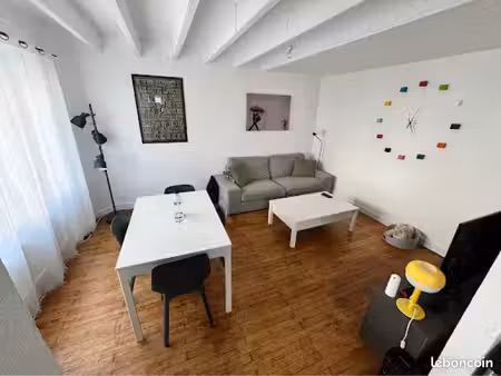 location maison de ville 3 chambres