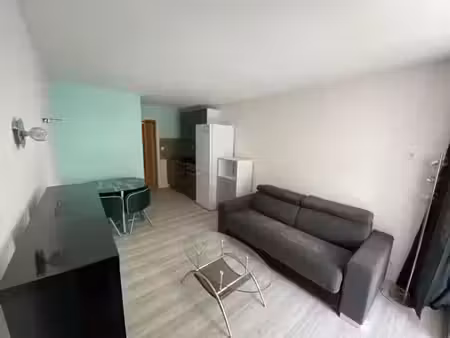 location appartement 1 pièce 27.15 m² à la grande-motte (34280), 555 €