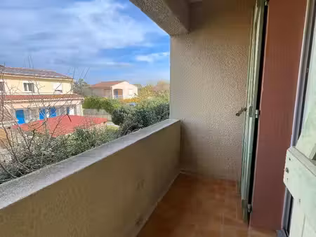 location appartement 2 pièces 51m² st maximin la ste baume 83470