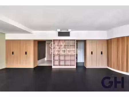 appartement familial avec balcon - lyon 6e - 126m²