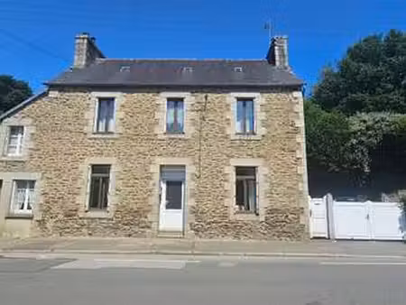 vente maison à callac (22160) : à vendre / 131m² callac