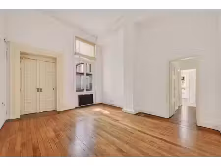 1er arr, une magifique surface de bureau de 196 m² à louer avec une belle hauteur sous pla