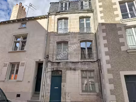 t2 à vendre de plus de 38 m² dans la grand'rue de poitiers