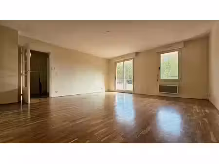 à louer - appartement t4 de 98,85 m² avec balcon, cave et box fermé - toulouse bas côte pa