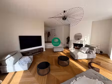 la seyne-sur-mer villa de caractère de 241 m2, 5 chambres,
