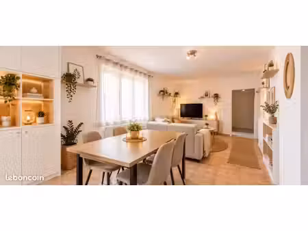location maison de ville avec terrasse 3 chambres