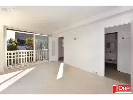 appartement 1 pièce 45 m²