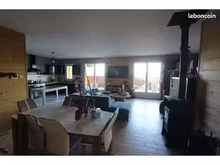 location chalet en bois à torcy