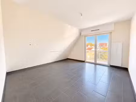 appartement 2 pièces avec garage