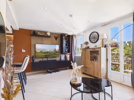 appartement 3 pièces lumineux avec terrasse, jardin privatif au cannet