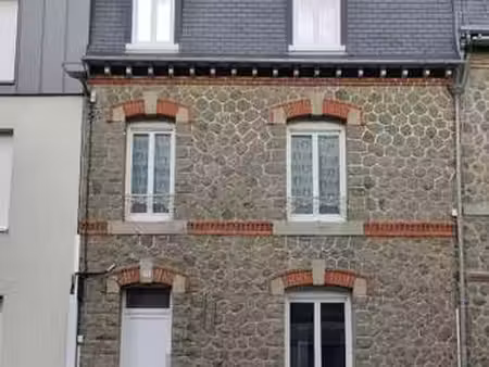 vente immeuble à saint-brieuc (22000) : à vendre / 137m² saint-brieuc