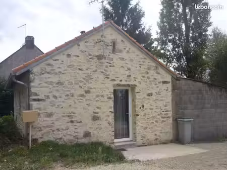 location maison en pierre studio 28m2