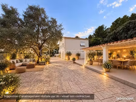 propriété 6 pièces 200 m²