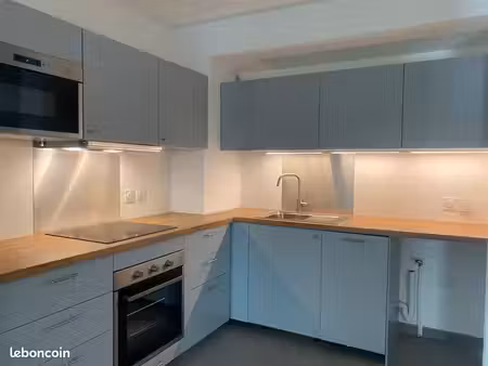 très bel appartement t3 - 70m2 – bassins à flot avec terrasse & parking
