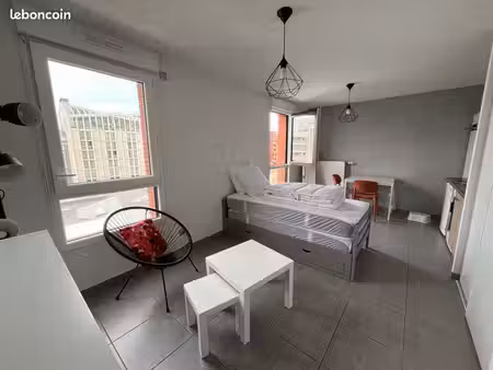 location studio t1 cartoucherie (27m2)