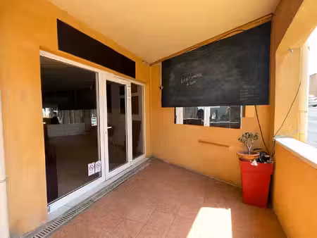 à louer local commercial de 107,60 m2 au pin de bormes