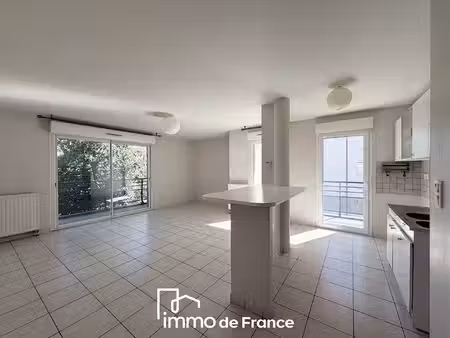 appartement rodez 3 pièces à bourran avec garage fermé