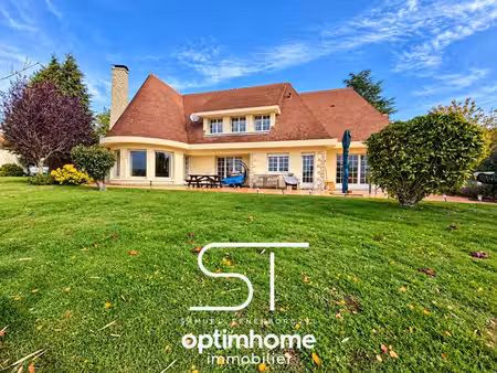maison d’architecte de 207 m² avec vue sur la vallée – saint julien de mailloc (14290)