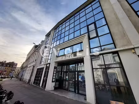 location bureaux 166m² à 617m²