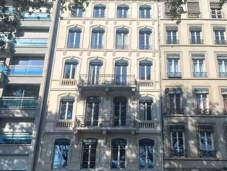 location bureaux 108m²