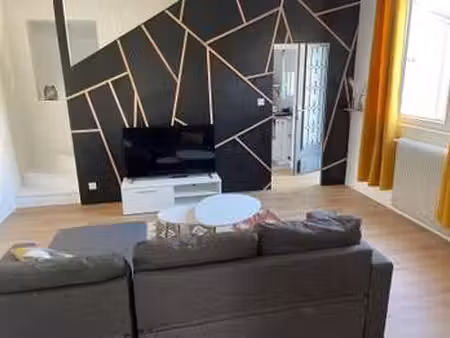 location maison à angers (49000) : à louer / 120m² angers