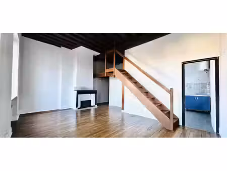 rare à la vente ! appartement t2 vieux lyon