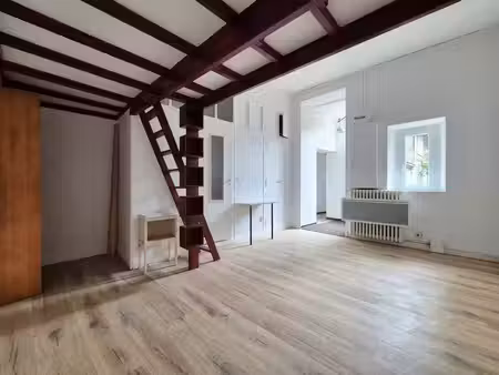 nantes - rue maréchal joffre - appartement avec mezzanine