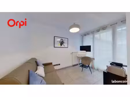 studio 1 pièce 17 m²