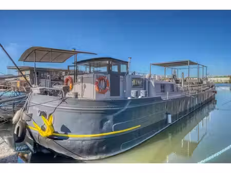 bateau de plaisance / péniche de 105m2