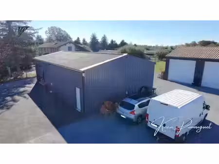 vente local d’activités mouliets et villemartin 33350 212m²