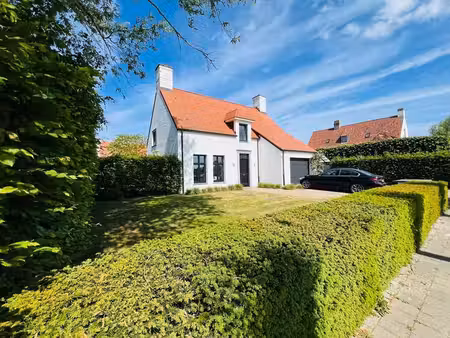 alleenstaande villa in knokke nabij het zoute!