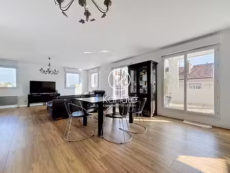 proximité de la gare part dieu, appartement duplex lyon 5 pièce(s) 119 m2, dernier étage, 