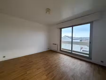 location appartement 1 pièce, 23.72m², chelles