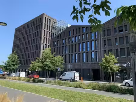 location bureaux 227m² à 1211m²